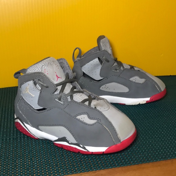 Kids Pink Air Jordan True Flight Sneakers Size 9C - Picture 4 of 8